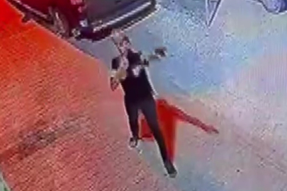 Adana'da Eve Silahlı Saldırı...