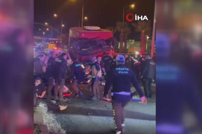 Giresun'da tır iki otomobile çarptı: 5 ölü, 6 yaralı