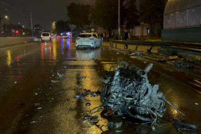 Kaza yaptı, motor yerinden çıktı: 1’i ağır 2 yaralı