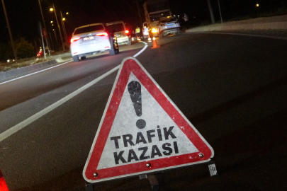 Kilis'te yürekler ağza geldi: Motosiklet ve otomobil çarpıştı