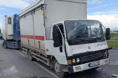 Kırmızı Işıkta Kaza: 2 Yaralı