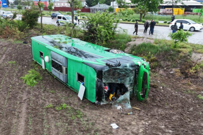 Tur otobüsü devrildi: 46 yaralı