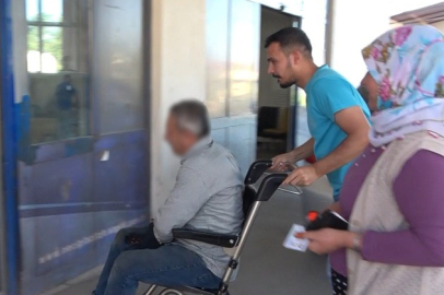 Kurban kesimi sırasında kendilerini yaralayan vatandaşlar hastanelere akın etti
