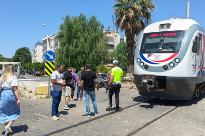 Trenin altında kalan bir kişi, hastanede tedavi altına alındı