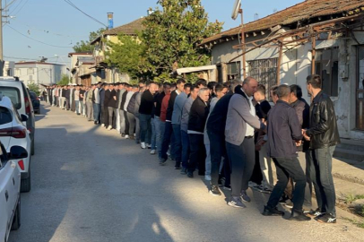 Yamanlı’da 110 Yıllık Bayramlaşma Geleneği Sürdü