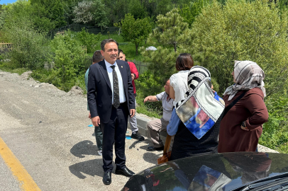 Kavşakta Kaza: 4 Yaralı