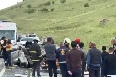 Elazığ’da otomobil ters döndü: 1 ölü, 3 yaralı