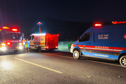 Denizli'de yolcu otobüsü bariyerlere çarptı: 3 ölü, 20 yaralı