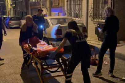 Psikolojik sorunları olan adam hem kendini hem annesini bıçakladı