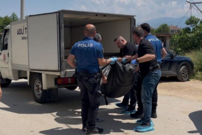 ‘Boşanmak istiyorum’ dedi 10 yaşındaki çocuğunun yanında defalarca bıçaklanarak öldürüldü