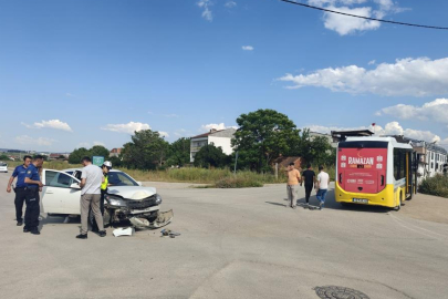 Bursa’da feci kaza: 3 yaralı