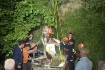 Su kuyusuna düşen inek için seferberlik