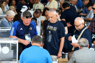 Fenerbahçe'de oy kullanma işlemi başladı