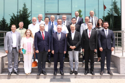 Başkan Şadi Özdemir sanayicilerle buluştu