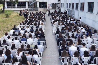 Bursa'nın en iyi liselerinin öğrencileri çalıştayda buluştu