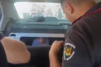 Kaybolan 5 yaşındaki çocuk otomobilin bagajında bulundu, itfaiye çıkardı