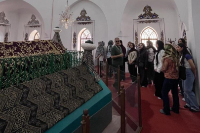 Yıldırım Belediyesi Gençleri Bursa’nın Tarihi Mekânlarıyla Buluşturuyor