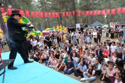 Orhaneli’de Yıl Sonu Sergisi ve Çocuk Şenliği Düzenlendi