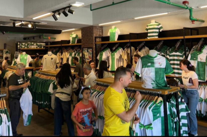 Bursaspor formalarına taraftardan yoğun ilgi
