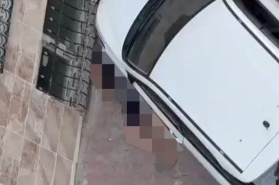 Pusu kuran 2 saldırgan evinden çıkan genç adamı vurdu: 1 ölü