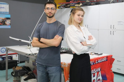 Bursalı öğrenciler, İHA yarışmasında dünya üçüncüsü oldu