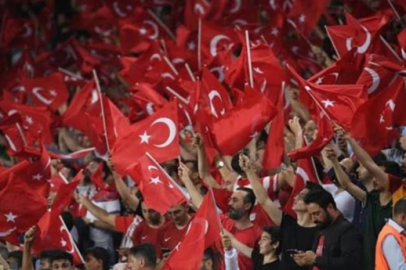 Türkiye - ABD maçını stadyumda 70 bin 492 taraftar takip etti