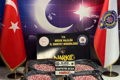 Düzce'de 51 kilogram sentetik ecza ele geçirildi: 1 gözaltı