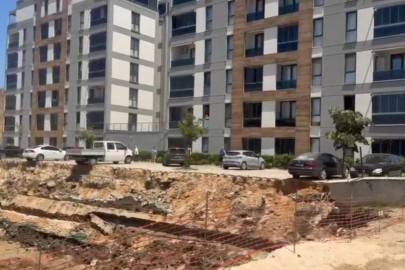Bursa’da istinat duvarı çöktü, site sakinleri zamanla yarıştı