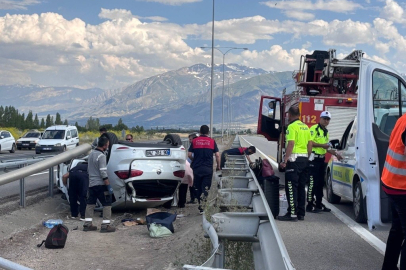 Otomobil Takla Attı Sürücü Ölümden Döndü