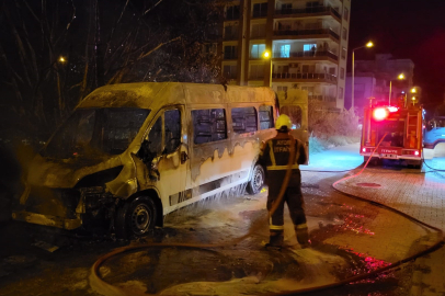Minibüs Alev Alev Yandı