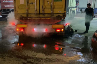 Lastik sebebiyle yanan tırı 10 kilometre sürüp itfaiyeye yetiştirdi