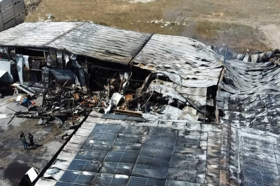 Sucuk Fabrikası Alevlere Teslim Oldu
