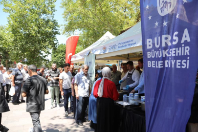 Büyükşehir’in aşure ikramı Yenişehir’de vatandaşlarla buluştu