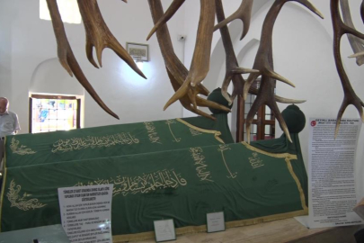 Bursa'da 649 yıllık Geyikli Baba geleneği yaşatıldı
