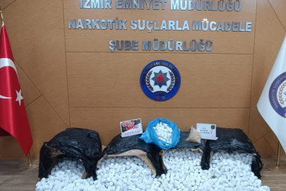 Torbacılara dağıtılacaktı, on binlerce uyuşturucu hap ve 1 kilodan fazla bonzai ele geçirildi
