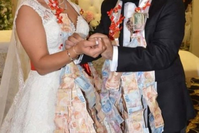 Düzen değişti düğünde kime ne takılırsa o altın onun