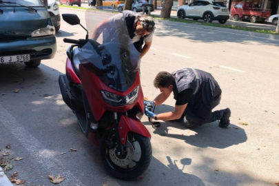 Motosikleti aldı, plakanın sahte olduğunu polis kontrolünde öğrendi