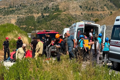 Otomobil uçuruma yuvarlandı: 5 ölü, 2 yaralı