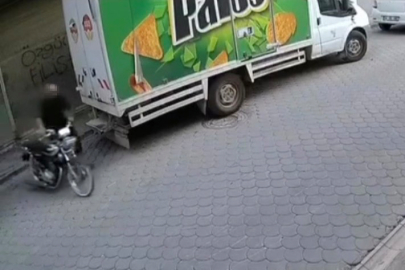 Motosiklet Hırsızları Kameraya Yakalandı