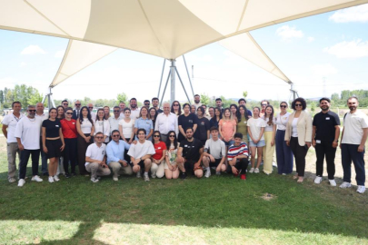 Nilüfer'de gençler sosyal girişimcilik kampında projelerini geliştirdi