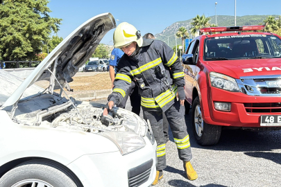 Seyir Halindeki Araç Alevlere Teslim Oldu