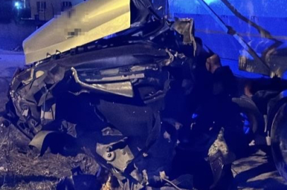 Kazayı gördü, yardıma koştu: "Ya anne duası ya baba duası aldı, bu araçtan sağ bir şekilde çıktı"