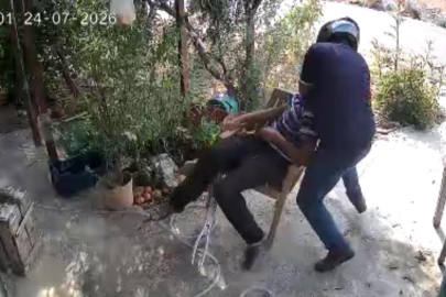 Yaşlı adamın boynunu kırmaya çalışıp, feci şekilde darbeden saldırgan tutuklandı