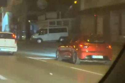 Makas atarak trafiği tehlikeye soktu, gözden kayboldu