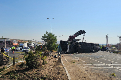 Kayseri'de Korkunç Kaza: 1 Ölü, 24 Yaralı