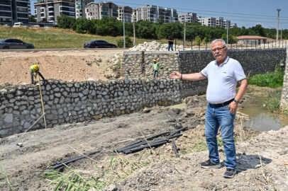 Ürünlü Deresi’nde ıslah ve yol genişletme çalışmaları sürüyor