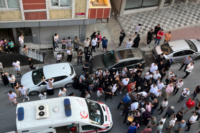 Küçükçekmece'de, motosikletin çarptığı 5 yaşındaki çocuk yaşam mücadelesi veriyor