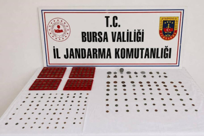 Tarihi eser kaçakçısı sert kayaya çarptı