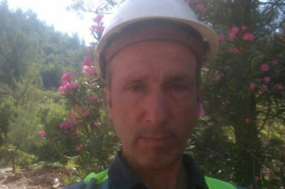 Kayanın altında kalan 2 işçiden 1’i hayatını kaybederken diğeri ağır yaralı olarak hastaneye kaldırıldı