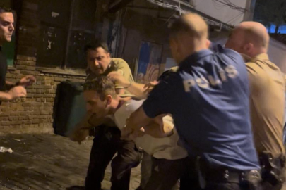 Polisin yanında bile durmadılar… Tarihi Arapşükrü Sokağı'nda kavga